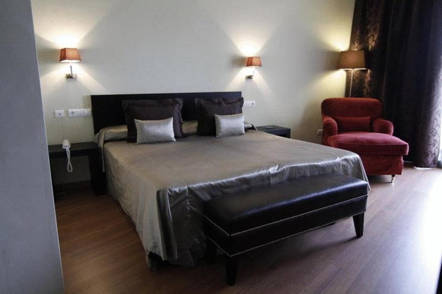 Hotel Yit El Postigo à Úbeda Extérieur photo