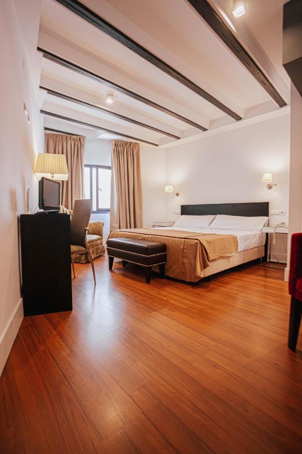 Hotel Yit El Postigo à Úbeda Extérieur photo