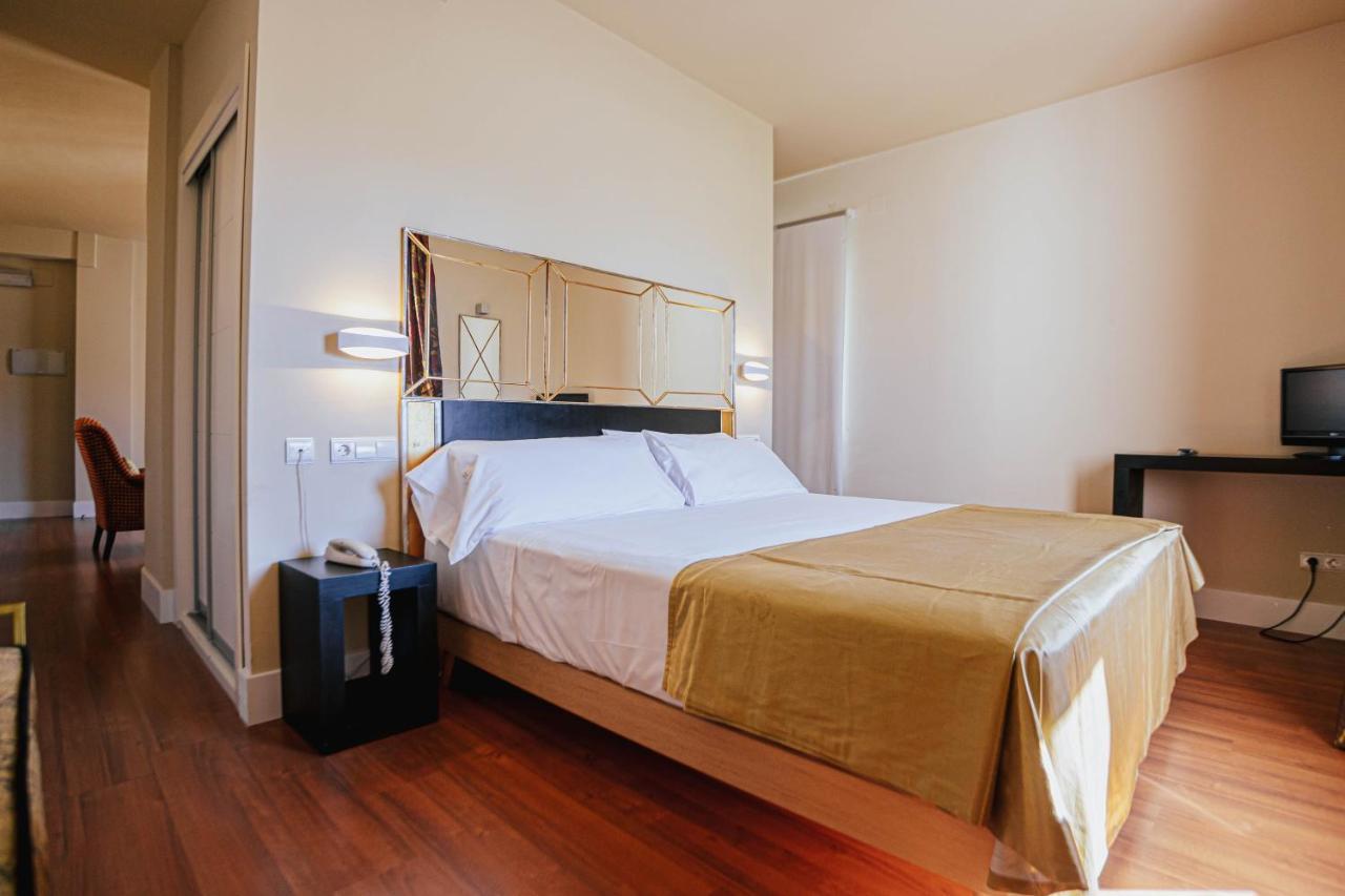 Hotel Yit El Postigo à Úbeda Extérieur photo